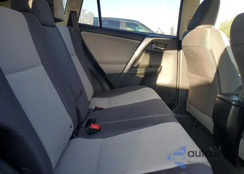 2015 Toyota Rav4 Xle z USA, uszkodzony, nr VIN JTMWFREV8FJ048673